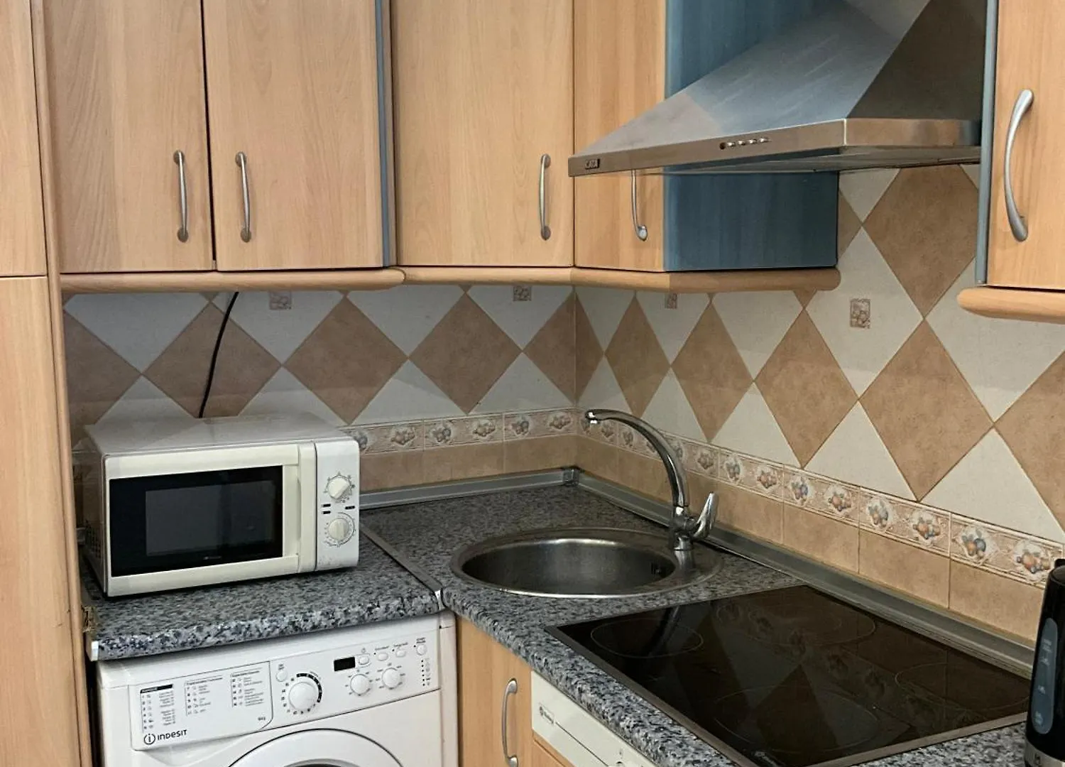 Fabuloso Apartamento Residencial Guadalmar Beach - Piscina Comunitaria Malaga Apartment